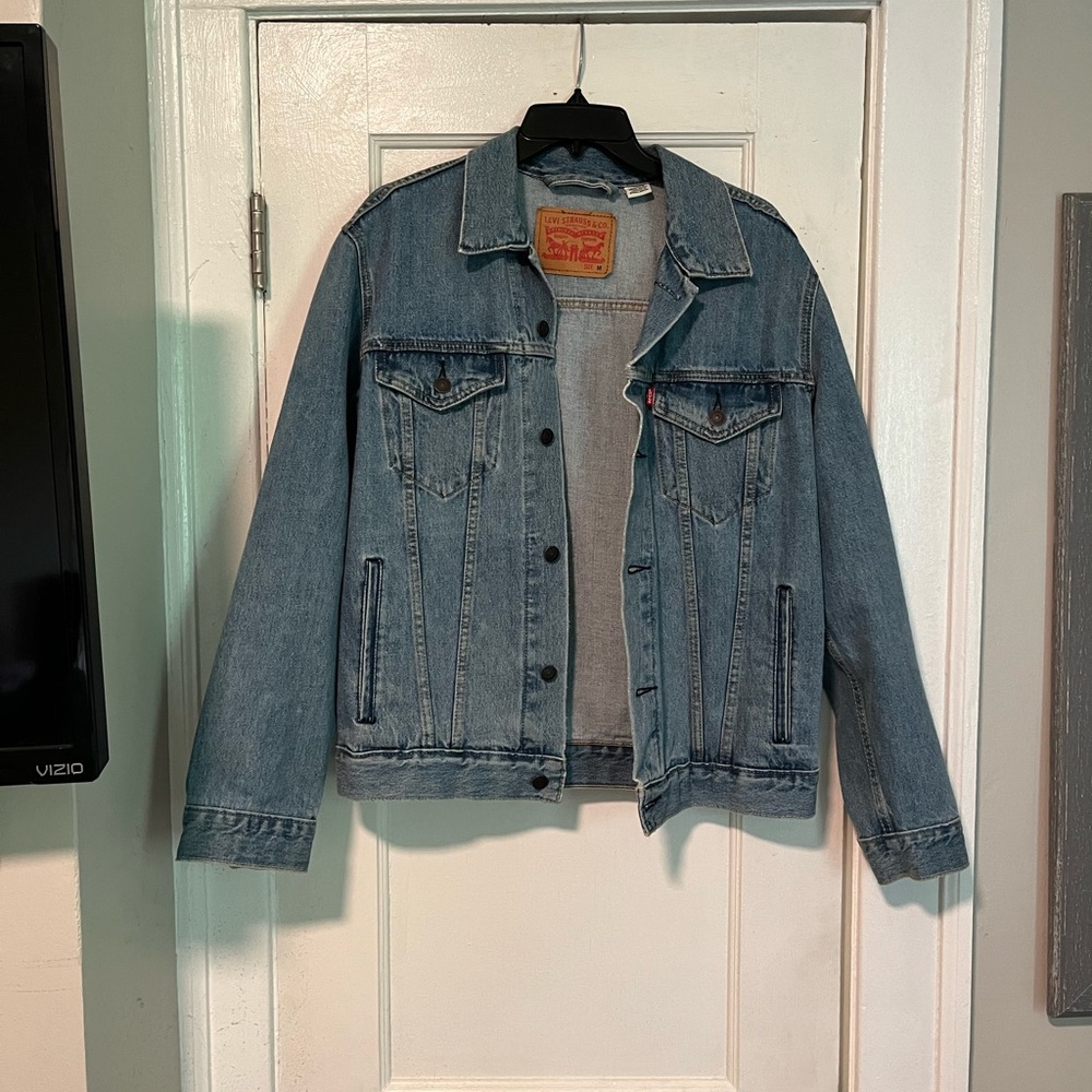 Levi’s denim jacket